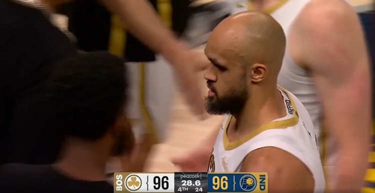 刺激了！怀特突破上篮绿军扳平比分 比赛还剩28秒